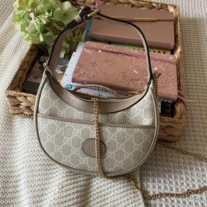 Gucci Beige Shoulder Bag